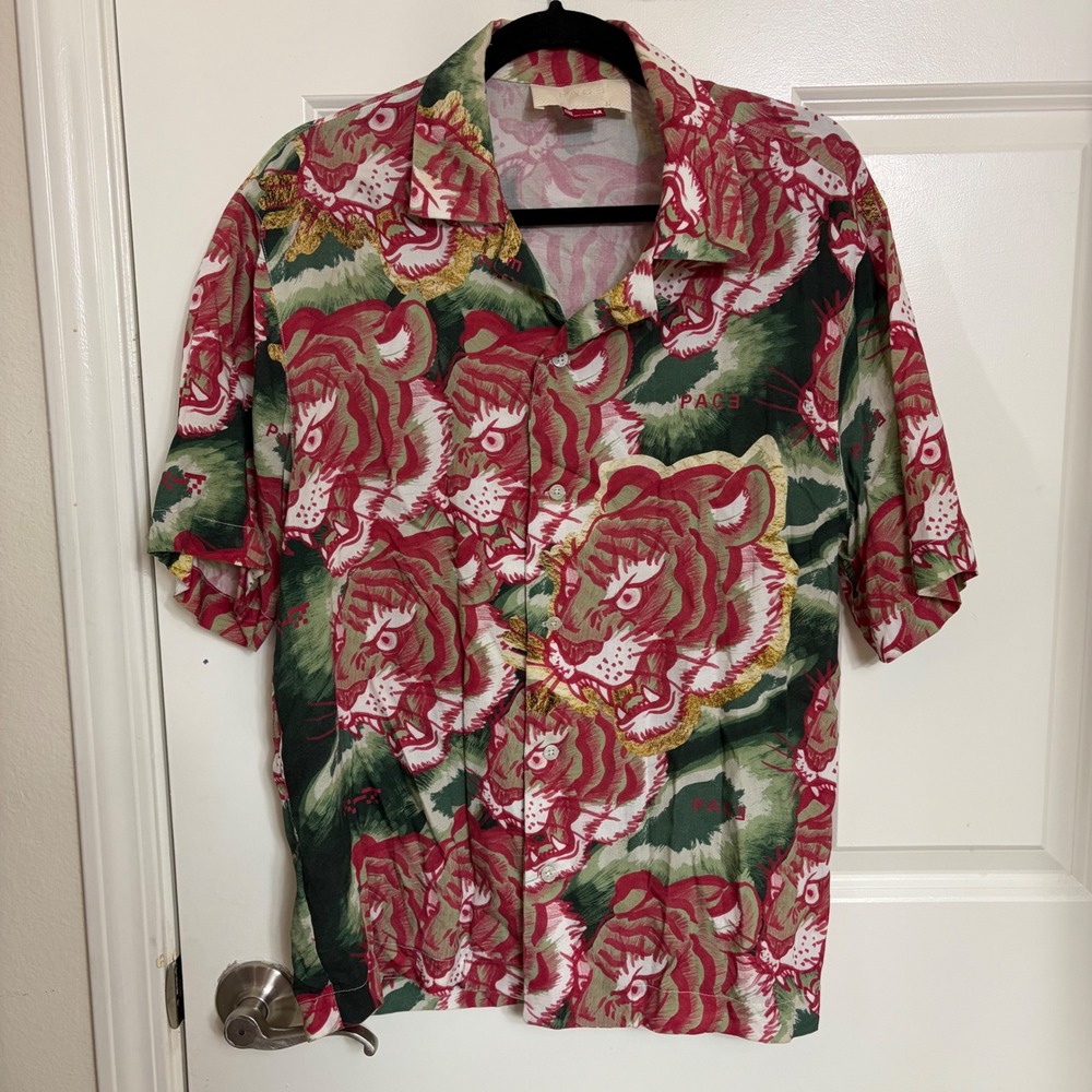 Pace 100 Tiger Print Button Down Shirt Red Green Short Sleeve Camp Collar Mens M
